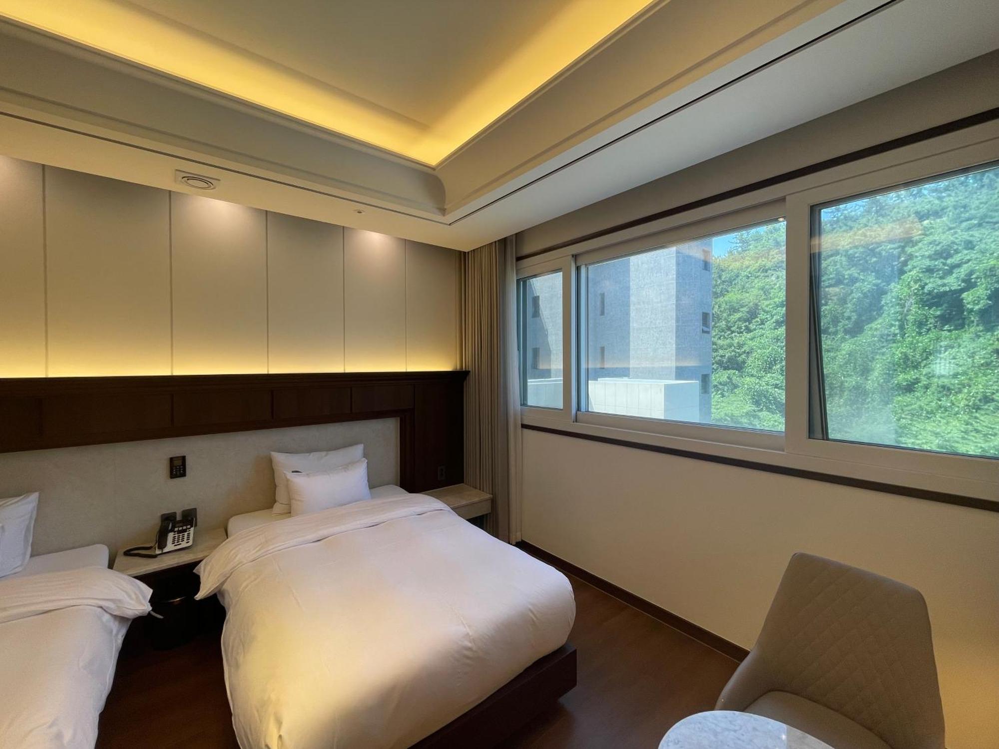 Hotel Demer מוקפו מראה חיצוני תמונה